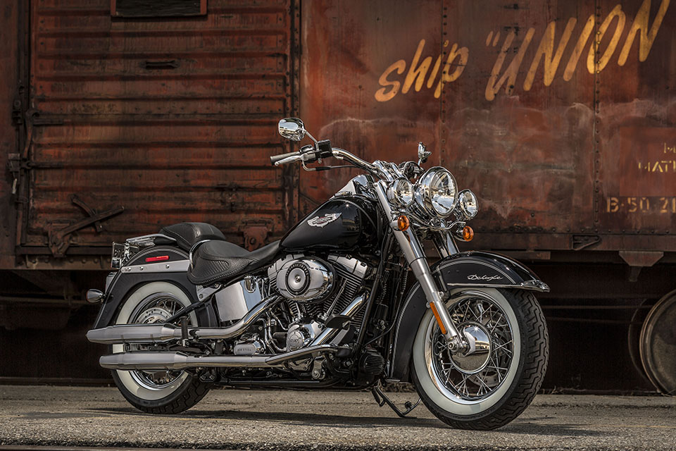 14_my14_softail_deluxe